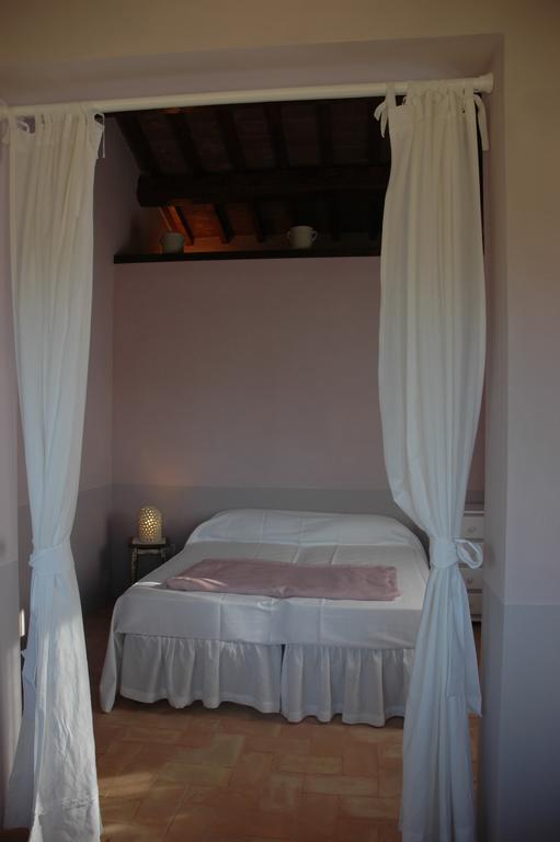 אמליה Agriturismo Tara חדר תמונה