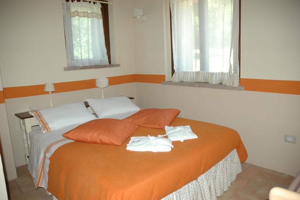 אמליה Agriturismo Tara חדר תמונה