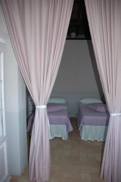 אמליה Agriturismo Tara חדר תמונה