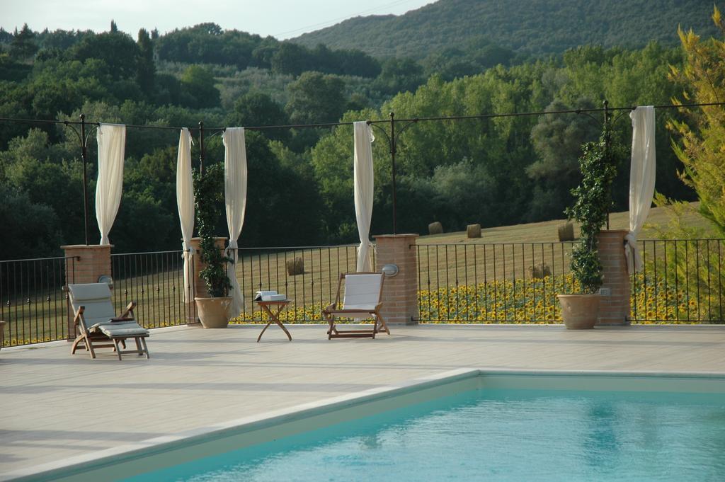 אמליה Agriturismo Tara מראה חיצוני תמונה