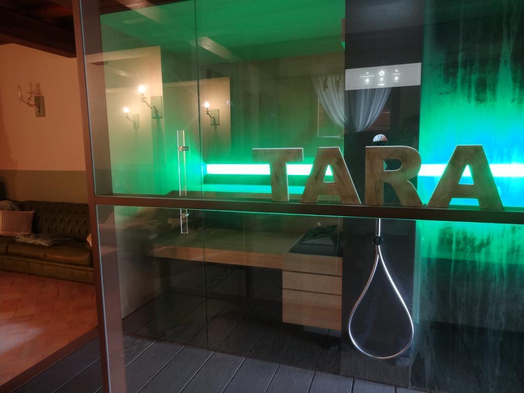 אמליה Agriturismo Tara מראה חיצוני תמונה