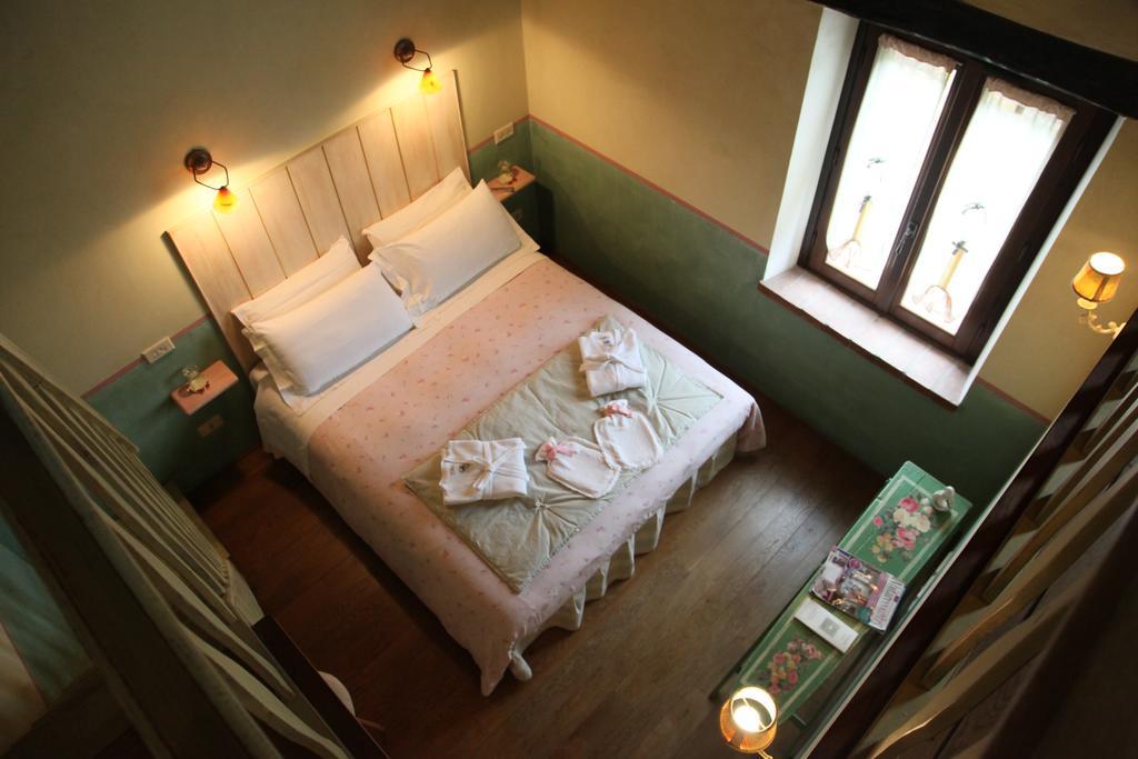 אמליה Agriturismo Tara מראה חיצוני תמונה