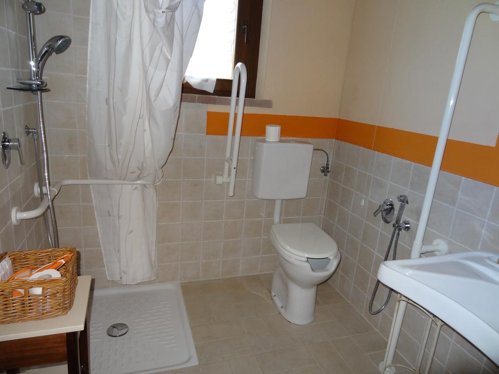 אמליה Agriturismo Tara מראה חיצוני תמונה