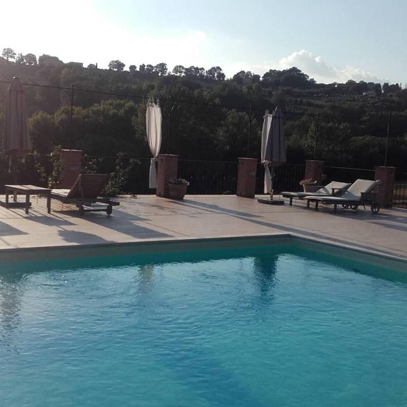 אמליה Agriturismo Tara מראה חיצוני תמונה