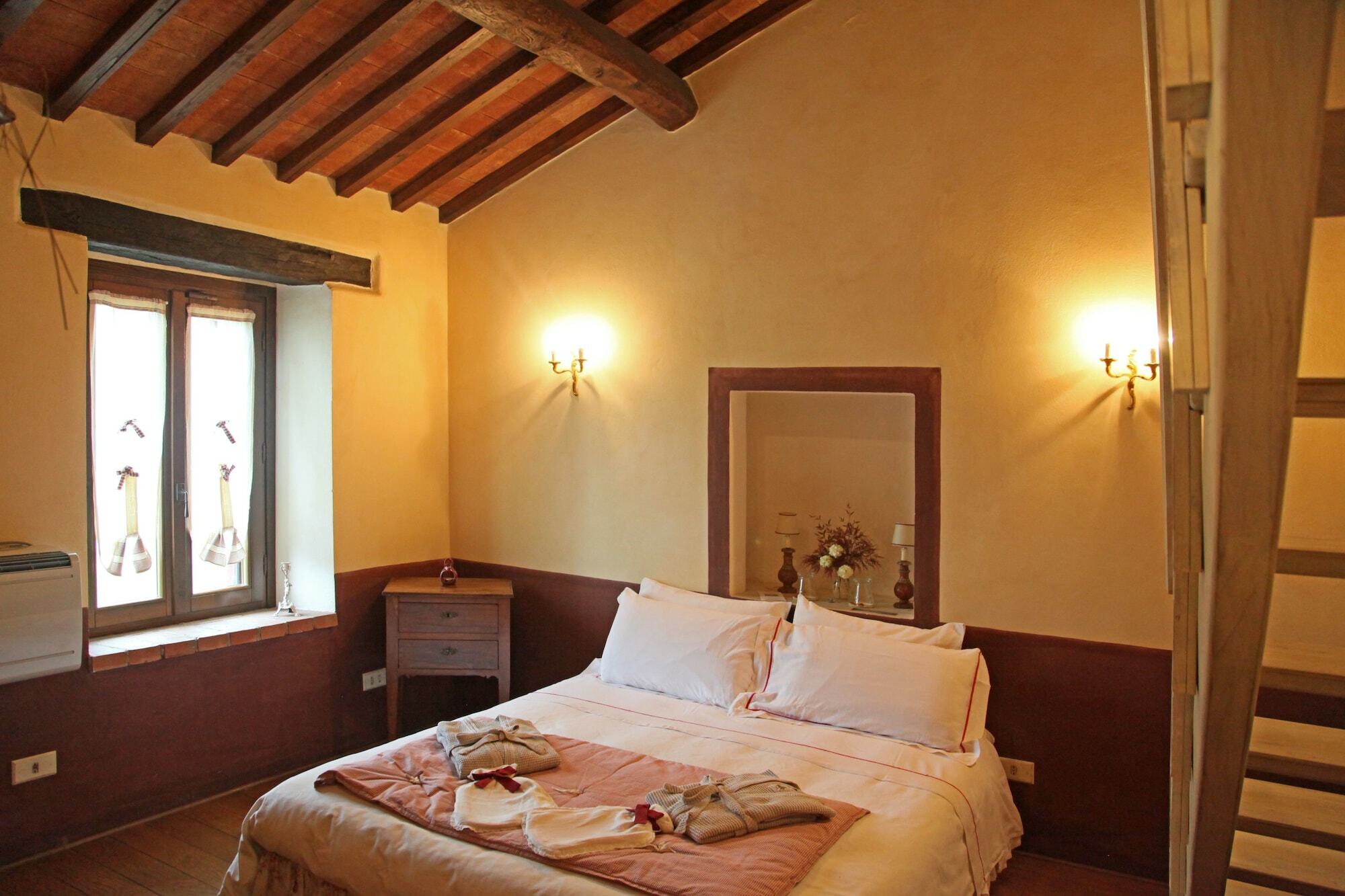 אמליה Agriturismo Tara מראה חיצוני תמונה